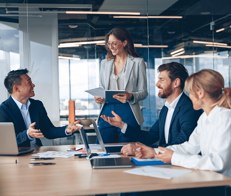 Dynamic Corporate Hub